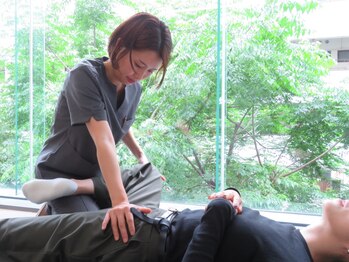 リフラ 横浜店(REFLA)の写真/【腰の痛みで悩むアナタへ】骨盤の歪みが腰痛の原因になると知っていましたか？歪みを整え腰痛とサヨナラ♪