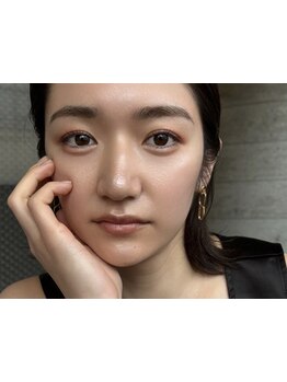 ナチュラル上品な目元にしたい