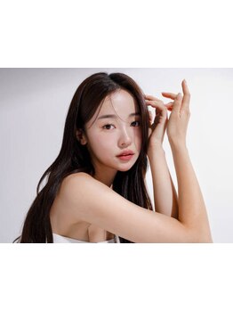 ナチュラル上品な目元にしたい