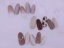 ロザンナ ネイル(Rosanna Nail)