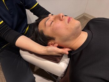 みんなのせいたい 虎ノ門店/首の調整