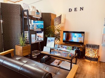 デン(DEN)/店内雰囲気