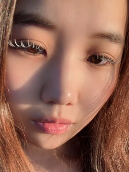 ナチュラル上品な目元にしたい