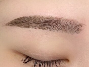 ルナブロウ 西梅田(Luna Brow)の写真/骨格や雰囲気に合わせた眉デザインで好印象なお顔立ちに◎流行りのトレンド眉も♪[眉毛/アイブロウ/まゆげ]