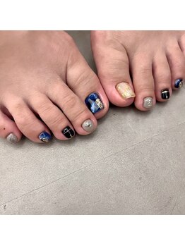 ボヌール ネイル(Bonheur nail)の写真/足元から輝く季節到来！フットネイルが大人気☆選べる定額デザインも豊富！持ち込みデザインもOK♪