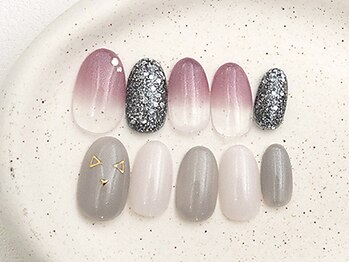 ワンラブネイルズ 新橋店(OneLoveNails)の写真/新橋人気サロン！高技術の施術を1時間で♪休憩中や仕事終わりでもOK、当日予約も◎