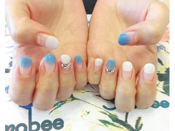 トータルサロン 白べぇーっ プラス/涼しげカラーフレンチ☆