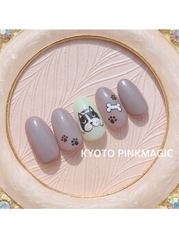 ピンクマジック(PINKMAGIC)/ブルちゃんネイル