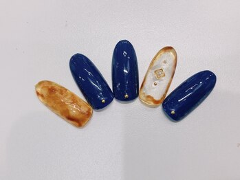 スリール(Sriel)/ハンド定額7980円