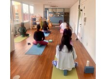 コジンビ ヨガ アンド ビューティー(Kojinbi Yoga & Beauty)の雰囲気（忙しい方必見！ヨガで1時間だけ自分のために集中リラックス）