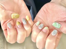 ネイルサロンアンドスクール ミュー(Nail Salon & school mieux)/個性的ラインネイル