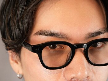 ボンボンビューティースタジオ 麻布十番店(BONBON BEAUTY STUDIO)の写真/【メンズも歓迎◎】骨格やお顔に〈似合う〉眉毛パーマ&WAXスタイリング★通うほど綺麗にお手入れも楽に★