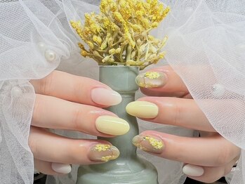 リタ ナガミネ(LiTA. nagamine)の写真/指先を美しく魅せる華やかNailで見るたびHAPPYな気持ちに♪高技術×丁寧な施術で仕上がりもモチも抜群◎