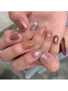 アールエム(Rm)/雪の結晶ネイル