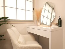 メゾン ミニョンヌ(maison mignonne)/メイク直し用のドレッサー☆