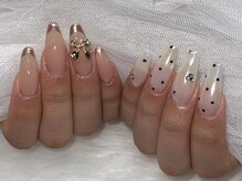 ラヴィ(RAVI)/【ゴールドフレンチ×ドット】