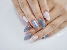 くすみカラーシェルネイル