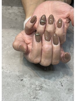 エム(em)/リングネイル