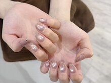 レア(Rea)の雰囲気（流行りのマグネットネイルもお任せください♪）