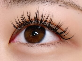 ラシル 金山店(racil)の写真/【LEDマツエク・フラットラッシュ】80本¥5000/フラット付け放題・アンドヘルシーも人気◎メイク時間短縮!
