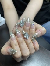 ラブリーアイズ ソーリスネイル(lovely eyes/solis nail)/