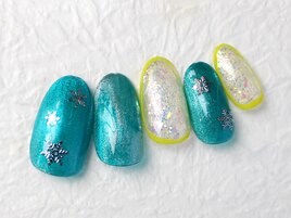 オーロラブルーネイル