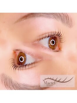 エマジュエル(EmmaJewel)/ラッシュリフト