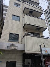 アリー(Alii)/そのマンションの3階です。
