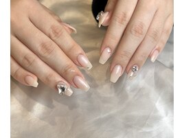 キラキラ＊ストーンネイル