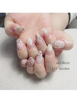リルガーデン 新宿南口(Lil' Garden)/ホワイト×押し花ネイル