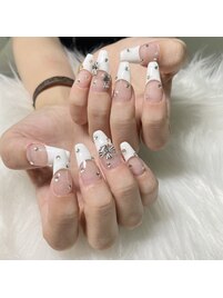 【スカルプ】フレンチ　ストーン