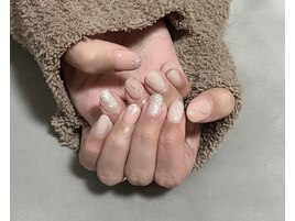 きれいめニュアンスネイル