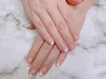 モモ(MOMO)/ホワイトフレンチ