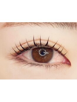 ナチュラル上品な目元にしたい