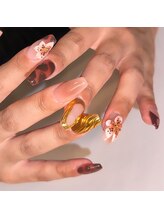 アモ(Amo)/海外ネイル