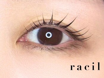 ラシル 博多店(RACIL)の写真/《大人気！当店限定デザインパーマ￥4,500》下がりまつ毛/左右差…そんなお悩みに◎眉毛セットも¥7,980で◎