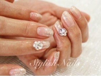 スタイリッシュネイルズ(Stylish Nails)/ラメグラデーション＆ビジュー