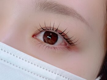 プリュム(plume)の写真/モテ可愛い目元に！瞳に光が入りぱっちりとした印象に☆自まつ毛の状態を見極めた施術でなりたいを叶える♪