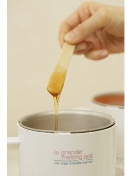 アンジェリーナ/素肌をその場で実感！ＷＡＸ脱毛