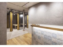 鍼灸院接骨院レジリエントボディ 武蔵中原店/受付2