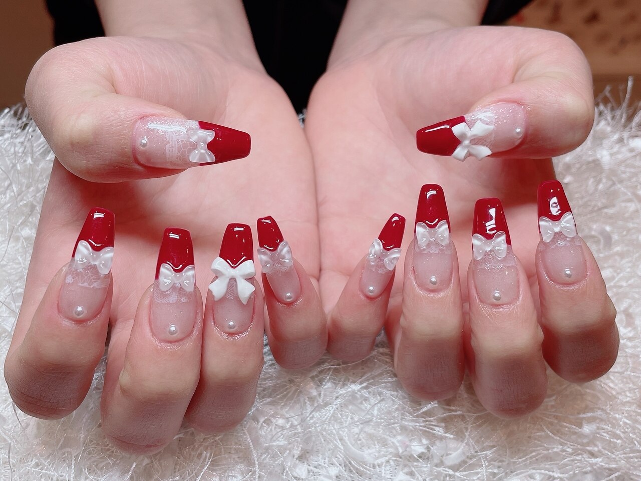 2026年冬トレンド】ボルドー クリスマスのネイルデザイン集