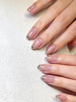 Shiori Nailsalon　持ち込み・長さだしサロン/ジェルネイル｜ガラスフレンチ