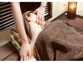 エスティ イオ(io)/整顔[顔筋ケア・首肩凝りにも]