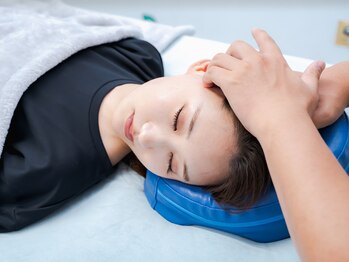 アイケアラボ 大阪堀江店(アイケアLaBo)の写真/【慢性的な首/肩こり解消】独自のアイケア整体！初回のみ80分¥8000！老眼や視力低下にもオススメ♪