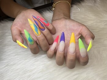 カットアンドスタイル クラウン(Cut & Style Clown)/ネオンカラー［横浜/横浜駅］