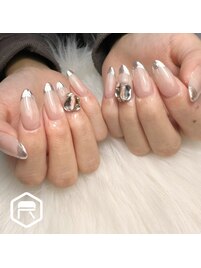 フレンチミラーネイル