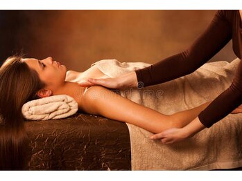 アロマ(Aroma)/【全身アロママッサージ】