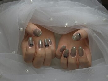 ワイネスト(YNEST)/クリアブラックラメネイル