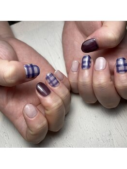 ルポアンドロア(Repo&Roit)/ギンガムチェックネイル★