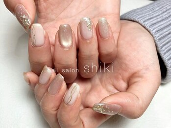 シキ 藤沢店(shiki)の写真/自分に似合う色が見つかる…お肌を美しく魅せる“パーソナルカラー×ニュアンスネイル”で指先を彩る。